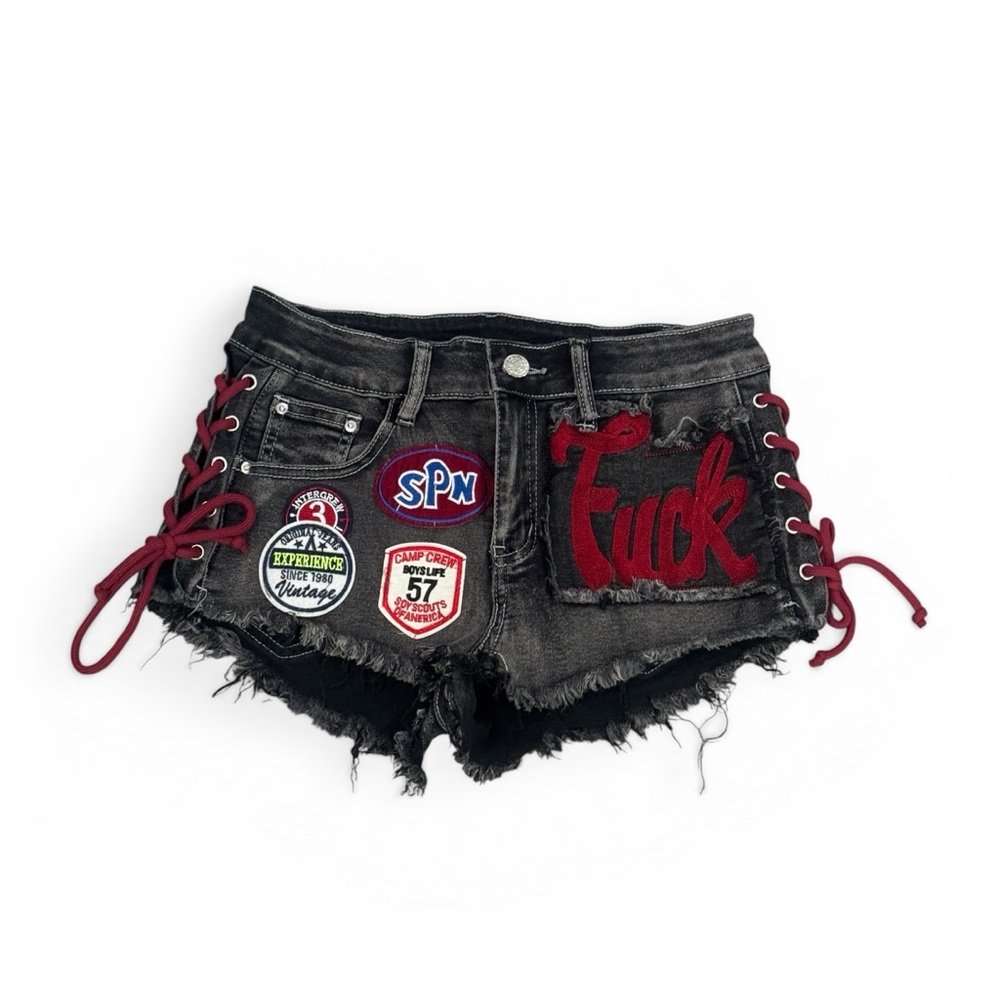 Y2K Patchwork Denim Shorts w/ Lace-Up Sides & Graphic – Festival/Rave - Picture 4 of 10